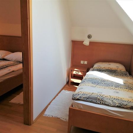 Апартаменты Apartmaji Svetinje Ivanjkovci Номер фото